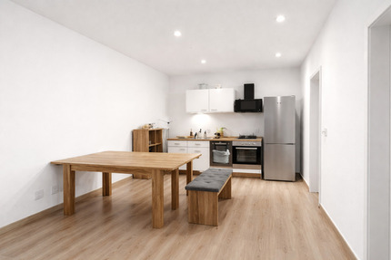 Wohnung Stuttgart Stuttgart-West - 5 Zimmer, 145 m&sup2;, 320.000&euro; | Angebot:25233777