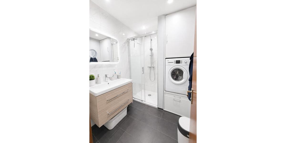 Dachgeschoßwohnung Neckartenzlingen - 4.5 Zimmer, 90 m&sup2;, 370.000&euro; | Angebot:27426943