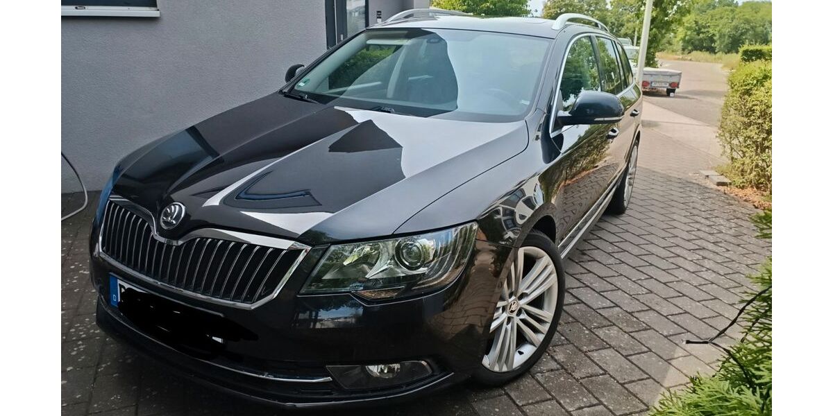 Skoda Superb 172.000 km 11.300 &euro; Pforzheim 75175