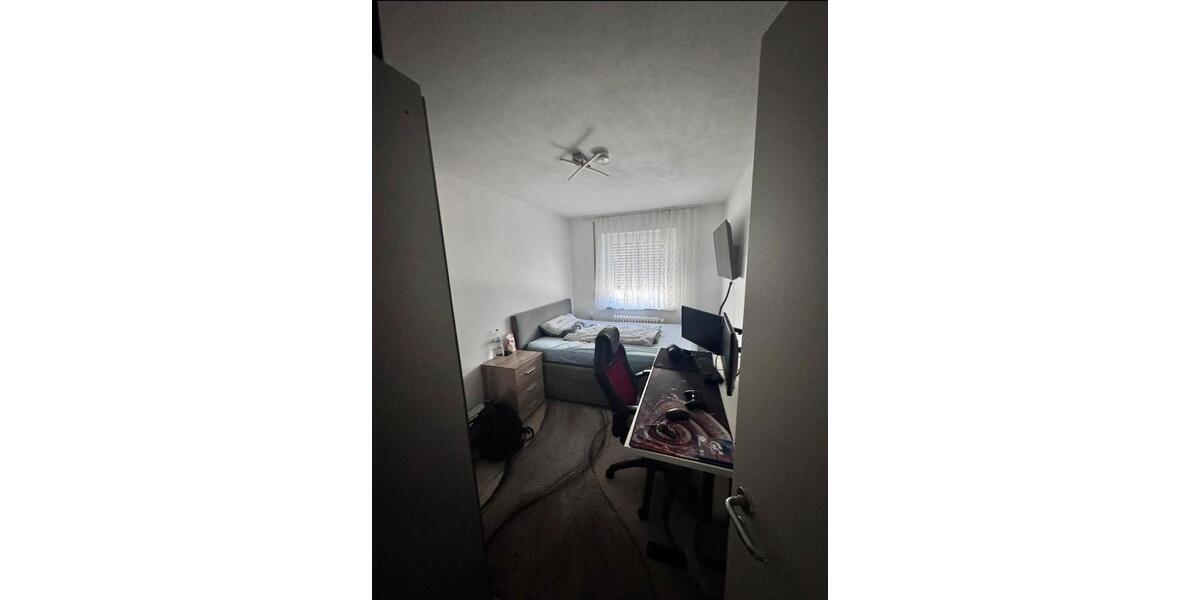 Erdgeschoßwohnung Metzingen - 4 Zimmer, 79 m&sup2;, 300.000&euro; | Angebot:24302643