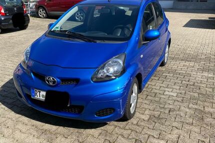 Toyota Aygo (X) 121.000 km 2.990 &euro; Reutlingen 72770