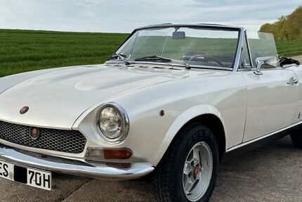 Fiat 124 Spider 141.880 km 11.800 &euro; Ostfildern 73760