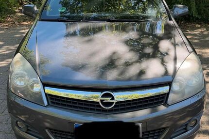 Opel Astra 168.000 km 2.899 &euro; Reutlingen 72768