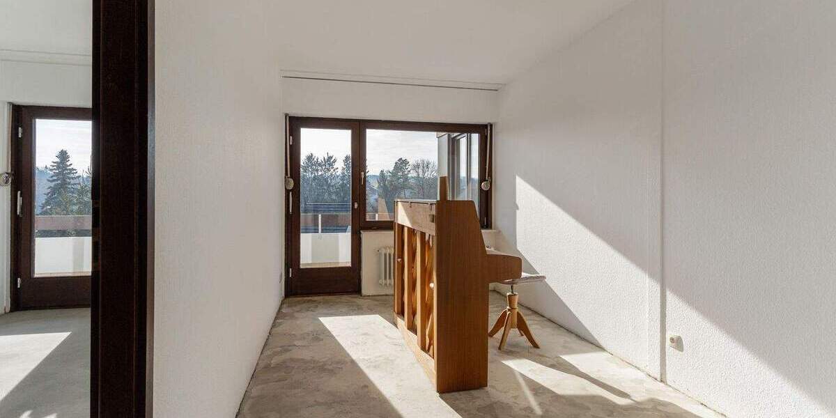 Etagenwohnung Böblingen - 5 Zimmer, 157 m&sup2;, 565.000&euro; | Angebot:24684385