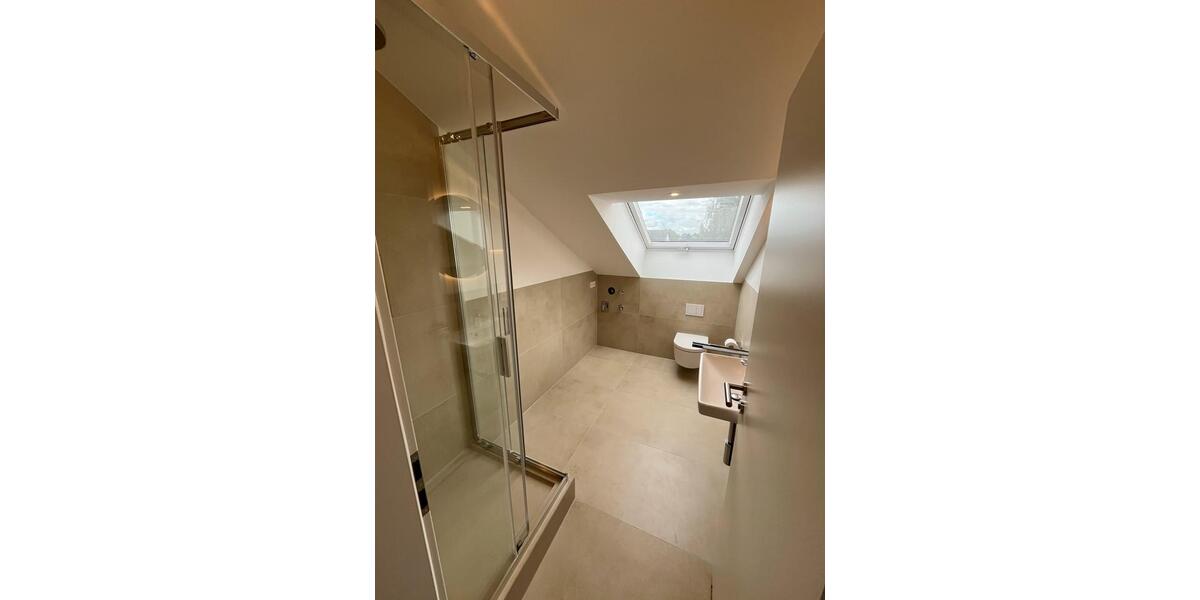 Dachgeschoßwohnung Kornwestheim - 3 Zimmer, 55 m&sup2;, 1.100&euro; | Angebot:27591475