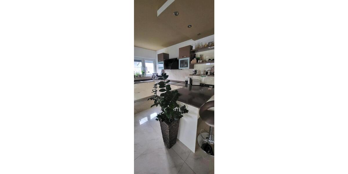 Mehrfamilienhaus, Wohnhaus Vaihingen an der Enz - 8 Zimmer, 216 m&sup2;, 653.000&euro; | Angebot:26247888