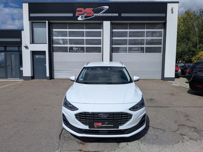 Ford Focus 31.789 km 22.500 € Frickenhausen 72636