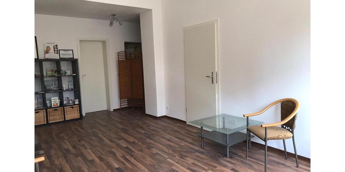 Erdgeschoßwohnung Pforzheim - 5 Zimmer, 121 m&sup2;, 1.050&euro; | Angebot:24817754