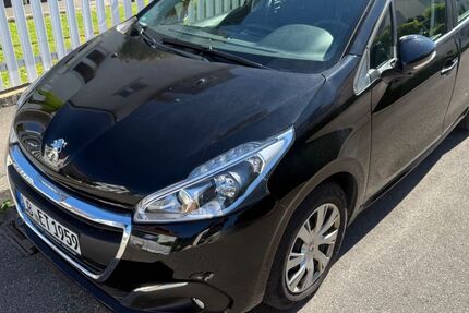 Peugeot 208 55.000 km 4.990 &euro; Stuttgart 70178