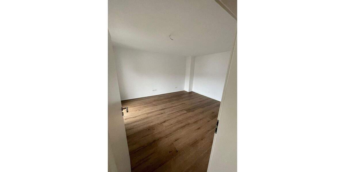 Etagenwohnung Esslingen Oberesslingen - 2 Zimmer, 62 m&sup2;, 1.045&euro; | Angebot:24810117