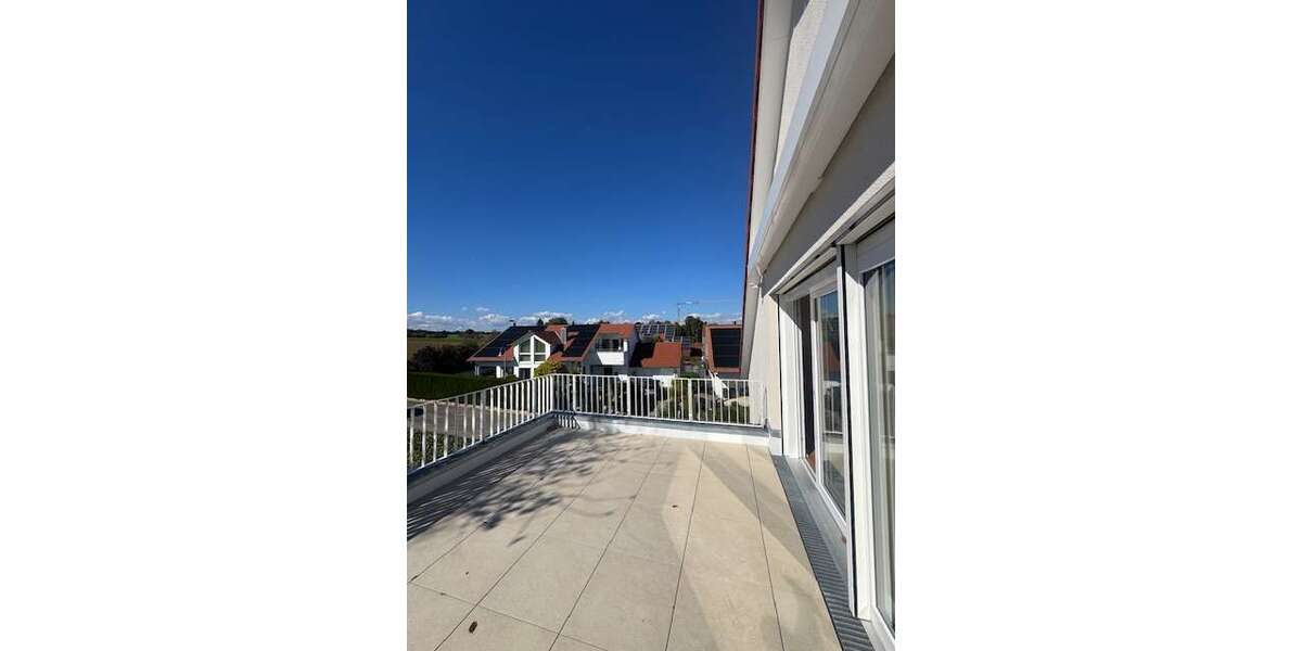 Etagenwohnung Bondorf - 4 Zimmer, 111 m&sup2;, 1.430&euro; | Angebot:27359894