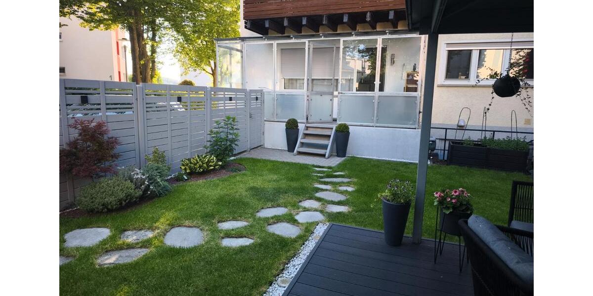 Erdgeschoßwohnung Renningen - 4 Zimmer, 98 m&sup2;, 485.000&euro; | Angebot:27092118