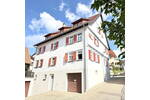Renningen: Exklusive Maisonette-LoftWohnung im Fachwerkhaus - mit EBK & Tageslichtbad