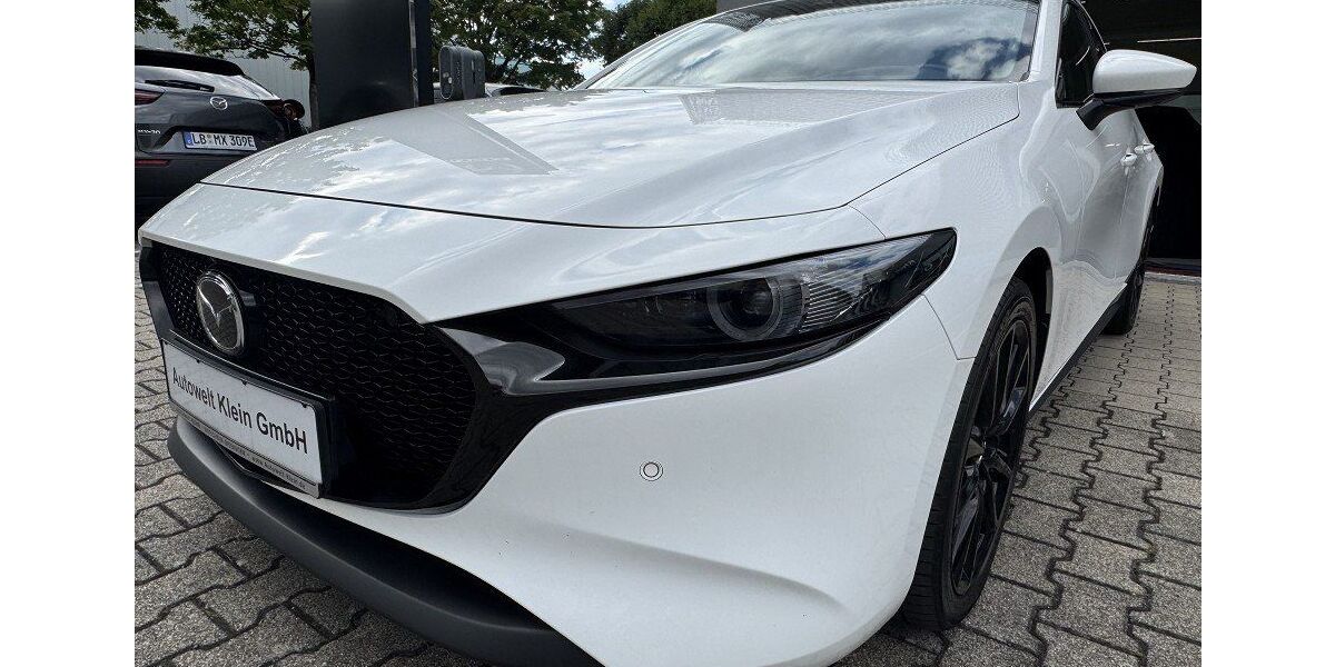 Mazda 3 40.276 km 23.490 &euro; Bietigheim-Bissingen 74321