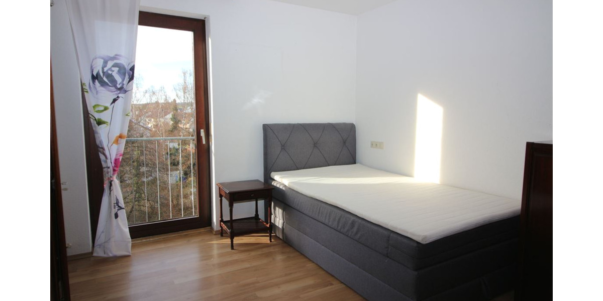 Etagenwohnung Sindelfingen Maichingen - 2 Zimmer, 65 m&sup2;, 850&euro; | Angebot:24910136