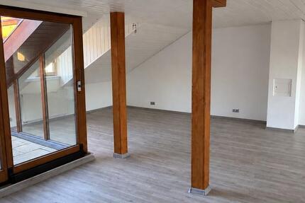 Wohnung Pforzheim - 2 Zimmer, 72 m&sup2;, 658&euro; | Angebot:27587412