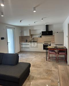 SMART HOME - KERNSANIERT & MÖBLIERT - Erdgeschoßwohnung Leonberg | Angebot:27590211