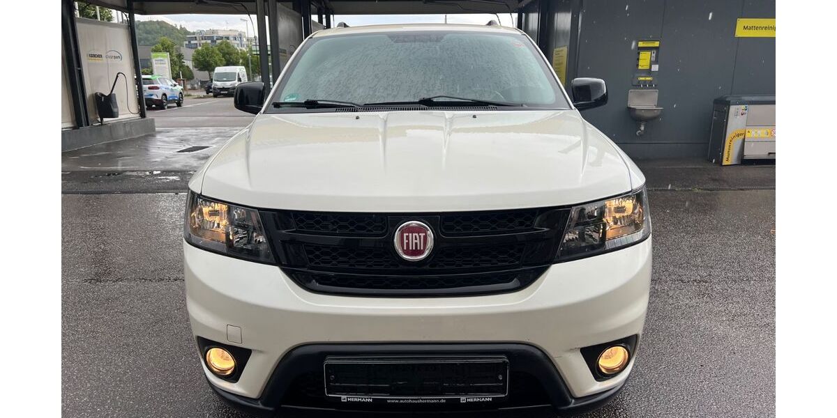 Fiat Freemont 165.000 km 7.999 &euro; Pforzheim 75179