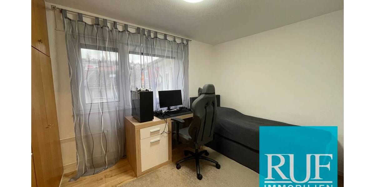 Etagenwohnung Pforzheim Südstadt - 4 Zimmer, 95 m&sup2;, 299.000&euro; | Angebot:26451468