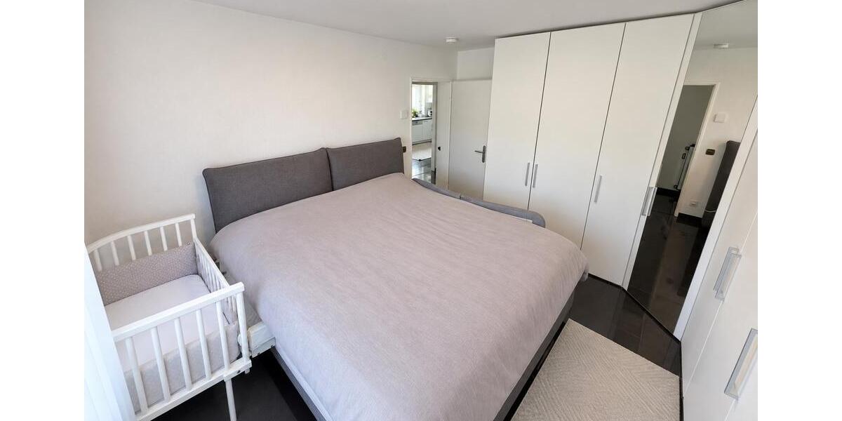 Etagenwohnung Esslingen am Neckar Brühl - 4 Zimmer, 101 m&sup2;, 1.650&euro; | Angebot:27550300