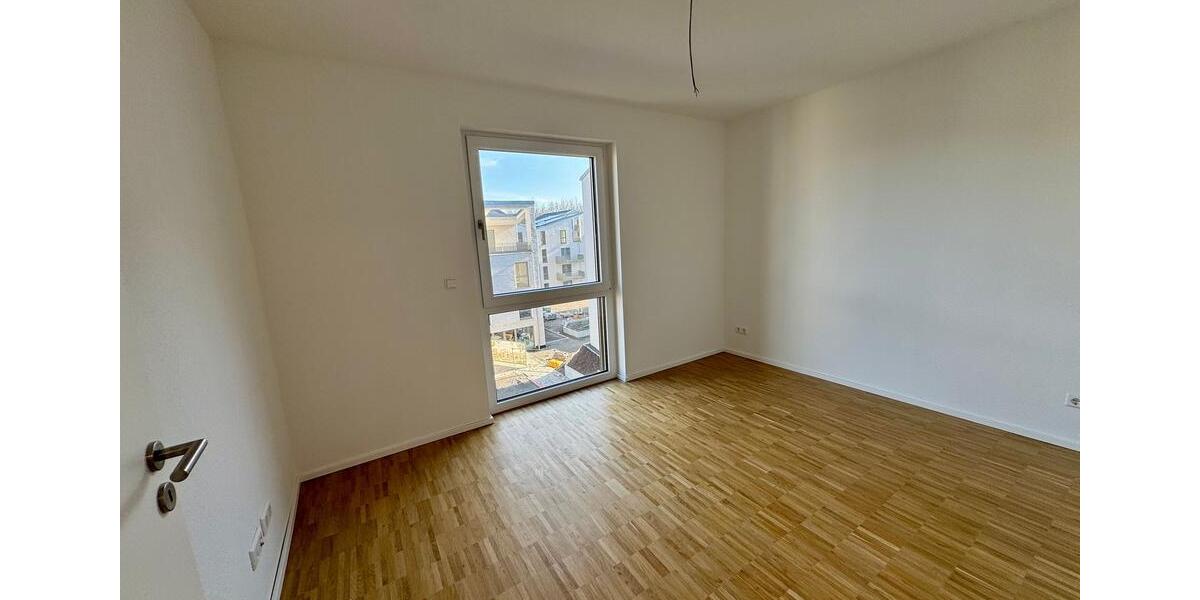 Etagenwohnung Remseck am Neckar - 4 Zimmer, 91 m&sup2;, 1.710&euro; | Angebot:26061515