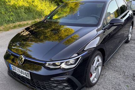 VW Golf 48.000 km 20.500 &euro; Asperg 71679