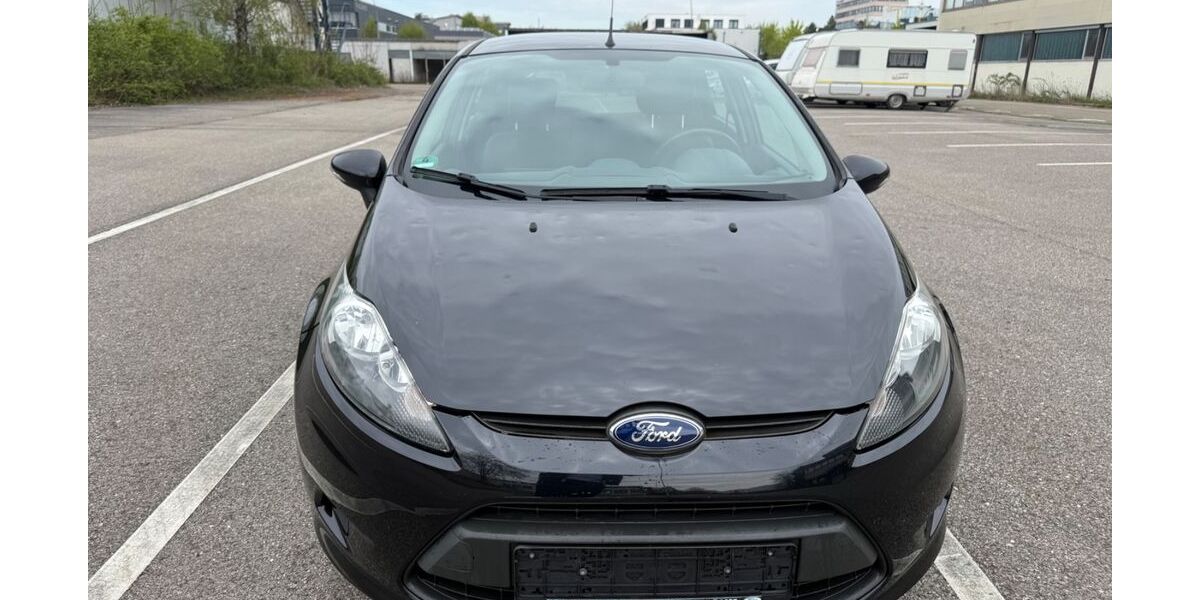 Ford Fiesta 100.000 km 2.690 &euro; Stuttgart 70178