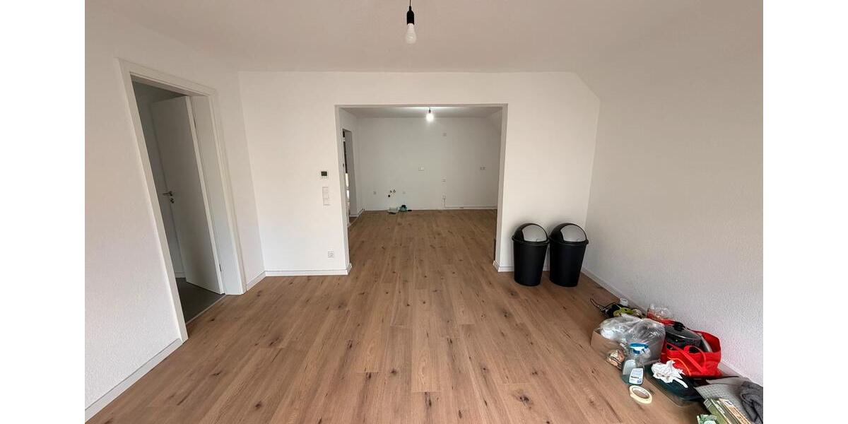 Etagenwohnung Stuttgart Zuffenhausen - 4 Zimmer, 86 m&sup2;, 1.400&euro; | Angebot:27591603