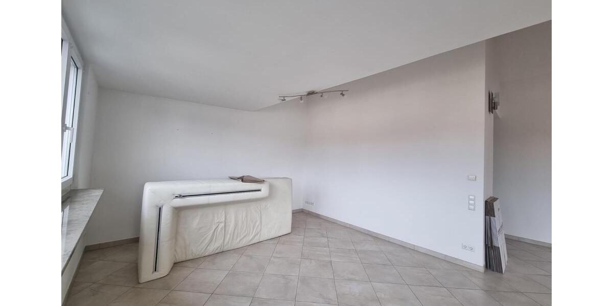 Dachgeschoßwohnung Denkendorf - 3.5 Zimmer, 95 m&sup2;, 1.320&euro; | Angebot:27587633