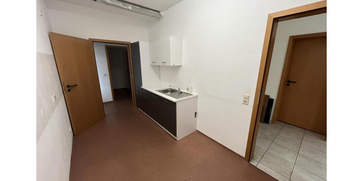 Gewerbeobjekt Altdorf - 2.500&euro; | Angebot:26149673
