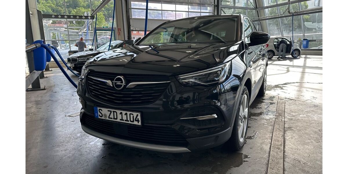 Opel Grandland (X) 53.000 km 13.600 &euro; Stuttgart 70188
