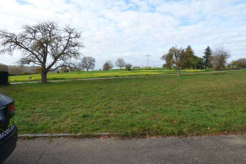 Grundstück zu verkaufen in Mühlacker 199.500 € 361 m²