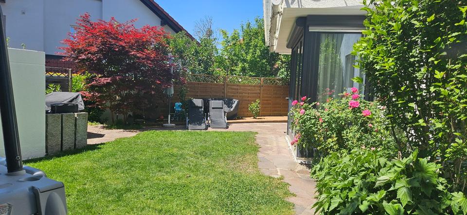 Doppelhaushälfte Tamm - 4.5 Zimmer, 146 m&sup2;, 2.400&euro; | Angebot:24690524