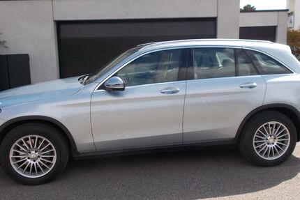 Mercedes-Benz GLC 250 57.900 km 29.700 &euro; Stuttgart 70374