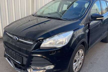 Ford Kuga 163.000 km 4.190 &euro; Böblingen 71034