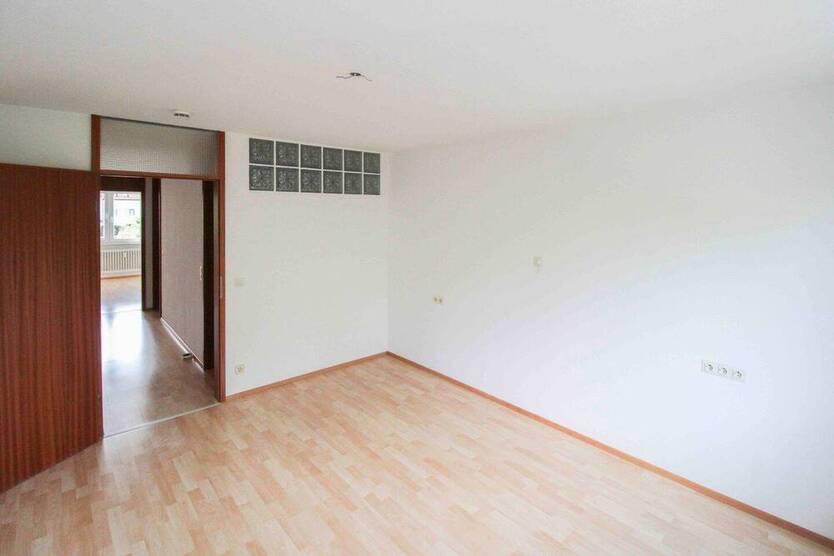 3,5-Zi.-TraumWohnung in Holzgerlingen - Waldrandlage inkl. Garage & Stellplatz