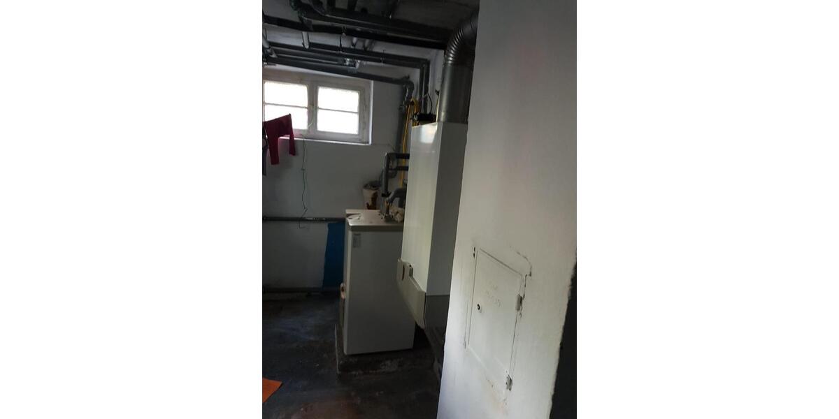 Einfamilienhaus Kornwestheim - 7 Zimmer, 160 m&sup2;, 2.050&euro; | Angebot:24857856