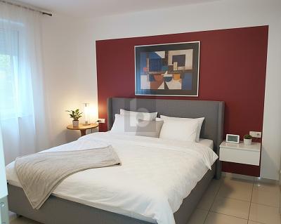 DESIGN TRIFFT AUF WOHNKOMFORT - Terrassenwohnung Sindelfingen Sindelfingen (Stadt) | Angebot:27473511