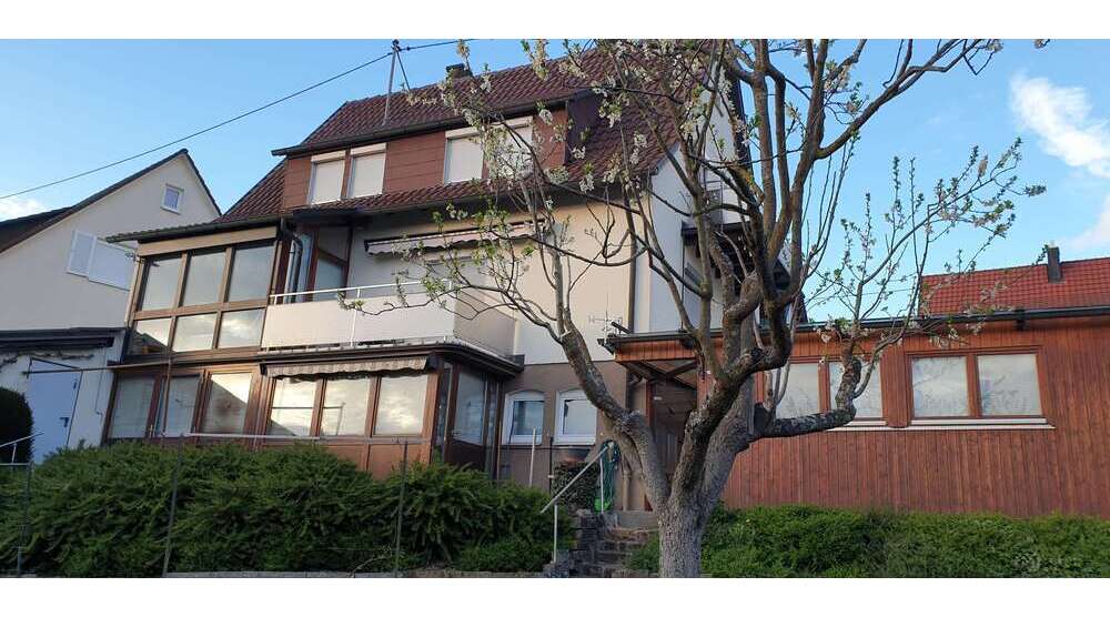 Haus zum Kaufen in Kirchentellinsfurt 549.000 € 140 m²