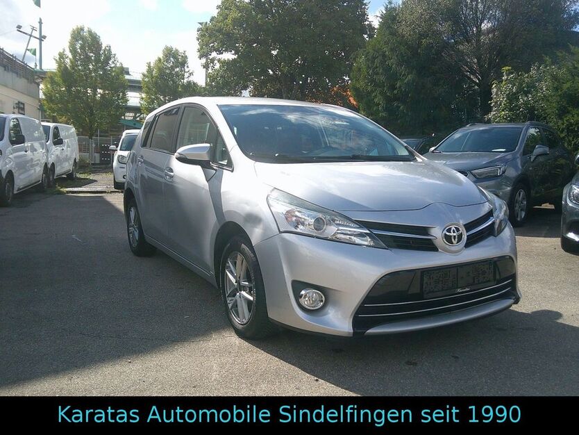 Toyota Verso 153.000 km 9.980 € Sindelfingen 71065
