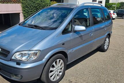 Opel Zafira 197.000 km 2.890 € Remseck 71686
