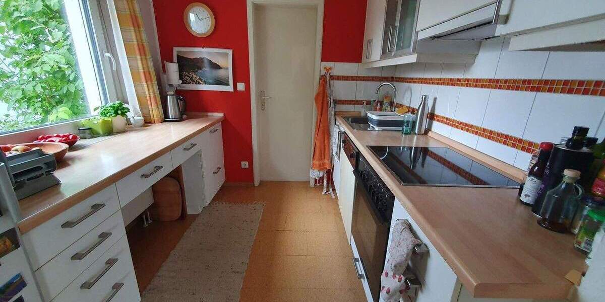 Einfamilienhaus Esslingen Oberesslingen - 7 Zimmer, 170 m&sup2;, 850.000&euro; | Angebot:24788470