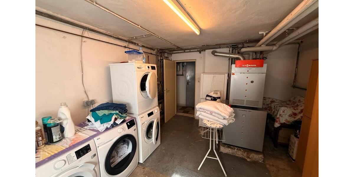 Mehrfamilienhaus, Wohnhaus Pforzheim Eutingen - 7 Zimmer, 175 m&sup2;, 599.000&euro; | Angebot:25510335