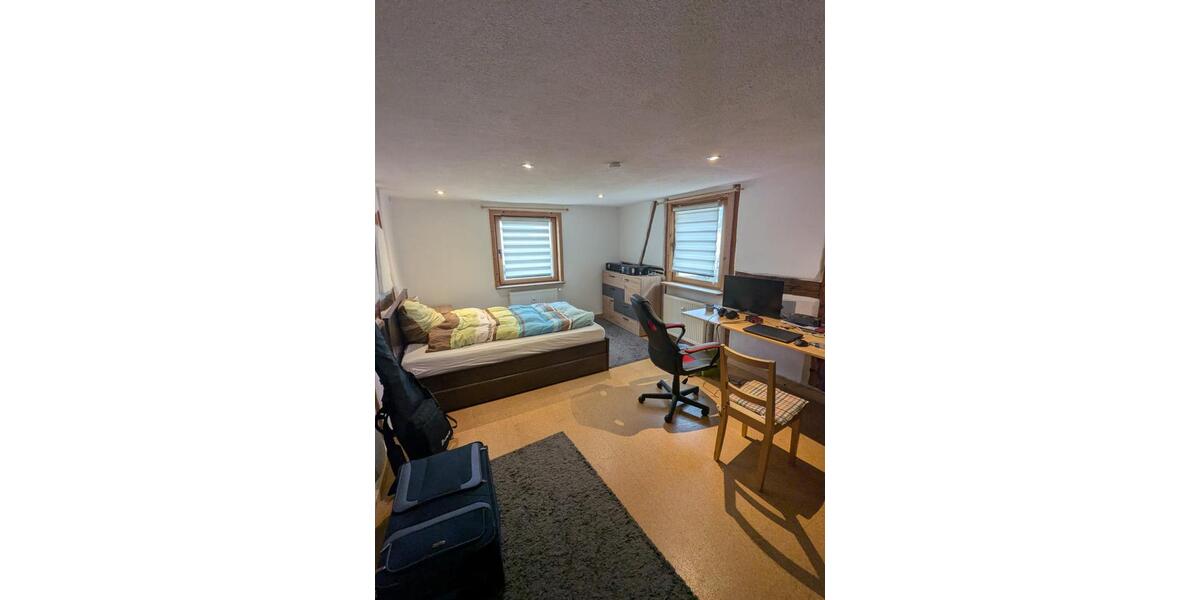 Etagenwohnung Tübingen Derendingen - 1 Zimmer, 20 m&sup2;, 570&euro; | Angebot:24755083