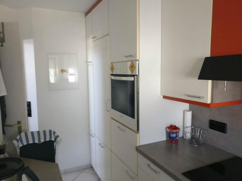 3 Zimmer Maisonette Wohnung mit hohen Decken und Fussbodenheizung zimmer
