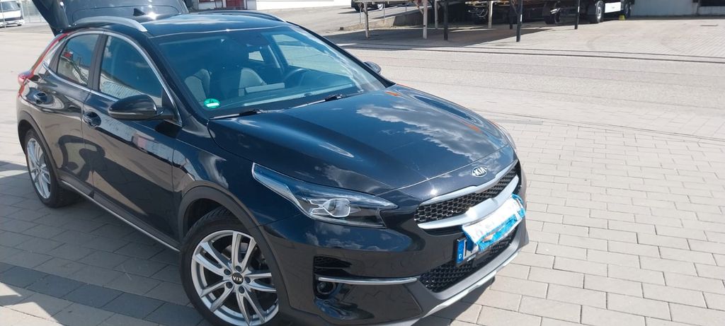 Kia XCeed 46.700 km 18.900 &euro; Wimsheim 71299