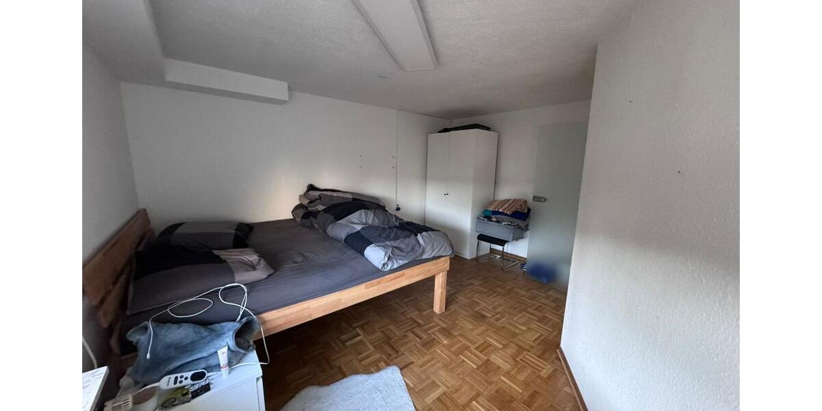 Etagenwohnung Reutlingen Altenburg - 2 Zimmer, 64 m&sup2;, 180.000&euro; | Angebot:24371377