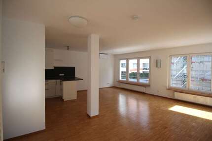 Haus zum Mieten in Böblingen 2.250 € 135 m² 5 zimmer