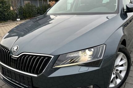 Skoda Superb 171.000 km 17.970 € Holzgerlingen 71088