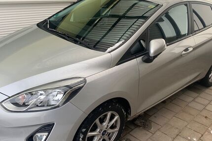 Ford Fiesta 89.000 km 7.850 &euro; Engelsbrand 75331
